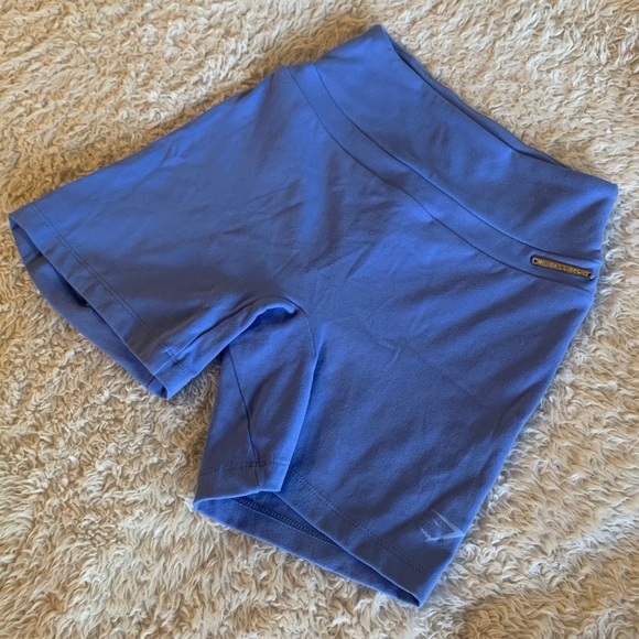 ❌SOLD❌ GYMSHARK x WHITNEY SIMMONS SHORTS - Picture 4 of 5